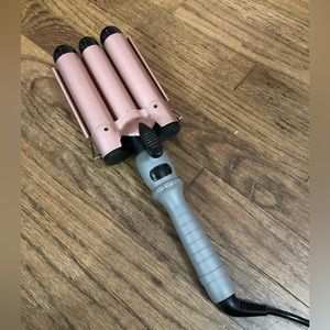 Complex Culture Wave Maker Triple Hot Iron